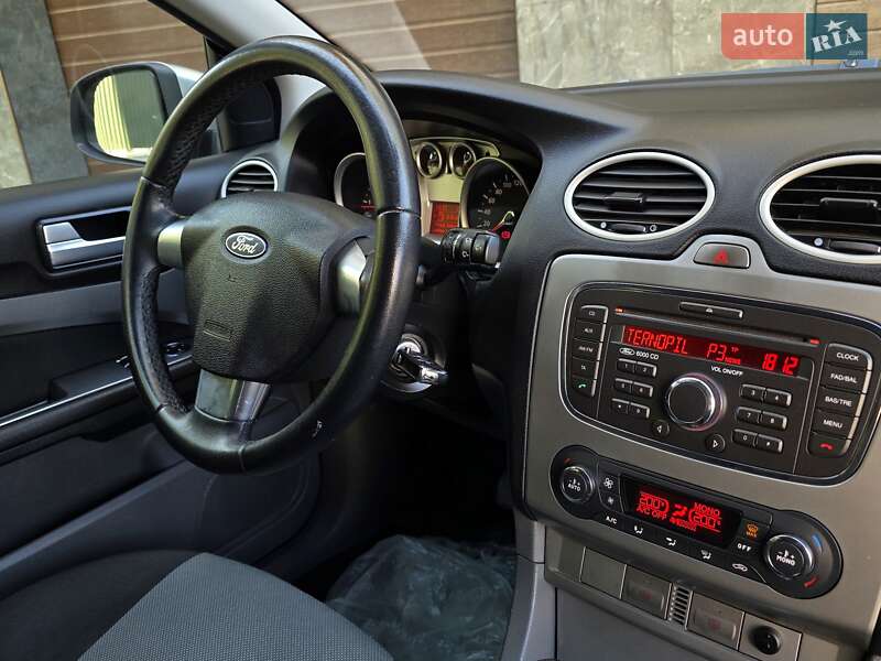 Хетчбек Ford Focus 2011 в Тернополі фото 32 Хетчбек Ford Focus 2011 в Тернополі