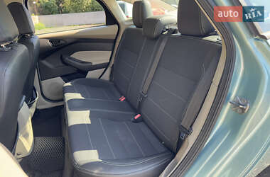 Седан Ford Focus 2012 в 