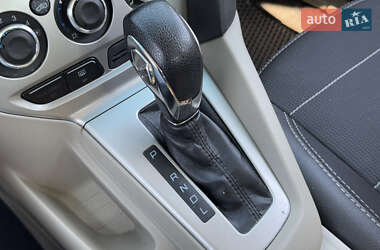 Седан Ford Focus 2012 в 
