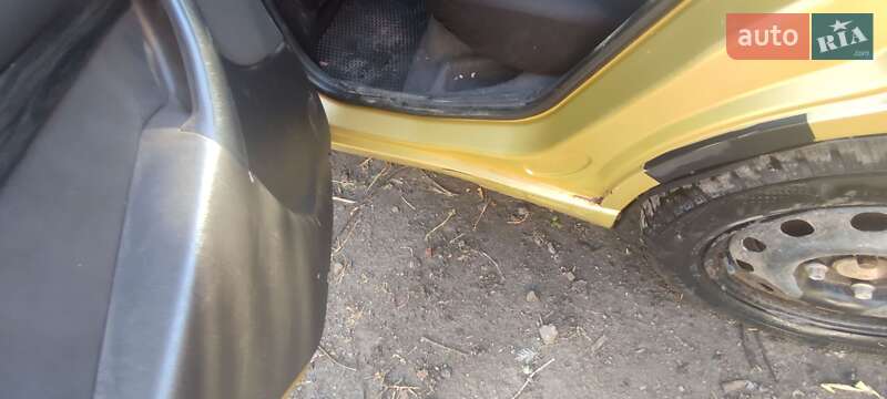 Седан Ford Focus 2000 в Хмельнике