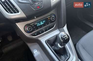 Универсал Ford Focus 2014 в 
