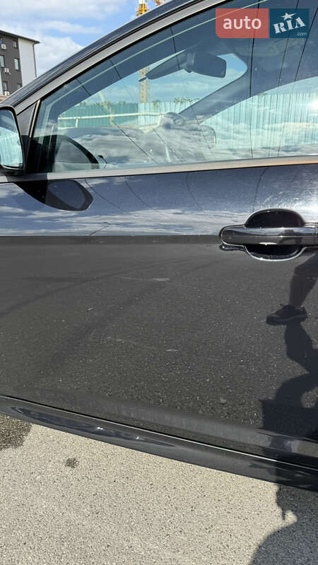 Хэтчбек Ford Focus 2013 в Киеве