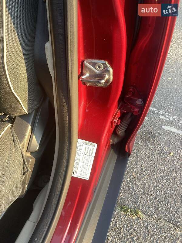 Седан Ford Focus 2015 в Кропивницком