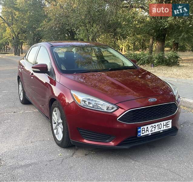 Седан Ford Focus 2015 в Кропивницком