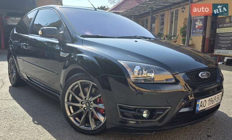 Хэтчбек Ford Focus 2007 в Ужгороде