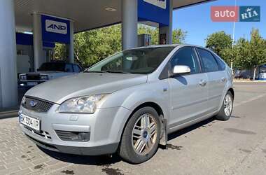 Хэтчбек Ford Focus 2007 в 