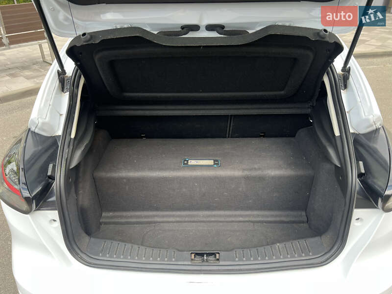 Хэтчбек Ford Focus 2018 в Киеве фото 21 Хэтчбек Ford Focus 2018 в Киеве