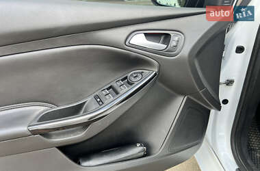 Хетчбек Ford Focus 2018 в 