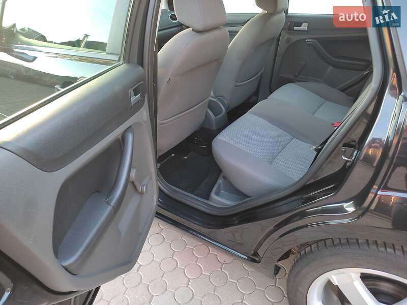 Универсал Ford Focus 2007 в Турбовом фото 20 Универсал Ford Focus 2007 в Турбовом
