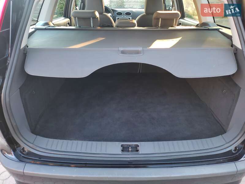 Универсал Ford Focus 2007 в Турбовом фото 24 Универсал Ford Focus 2007 в Турбовом