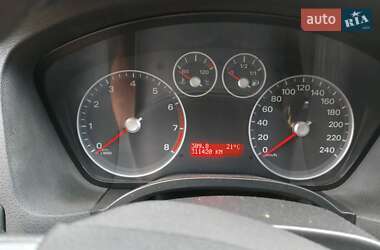 Хэтчбек Ford Focus 2007 в 