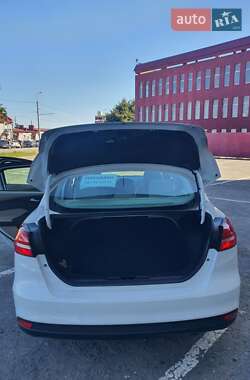 Седан Ford Focus 2018 в 