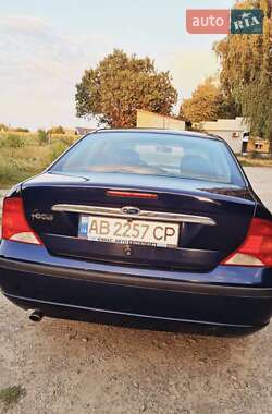 Седан Ford Focus 2002 в 