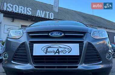 Седан Ford Focus 2014 в 