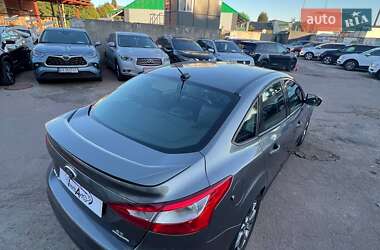 Седан Ford Focus 2014 в 