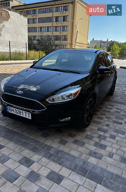 Хэтчбек Ford Focus 2014 в 