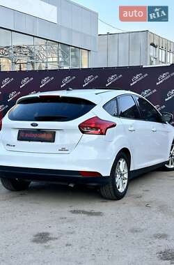 Хэтчбек Ford Focus 2016 в 