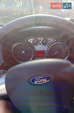 Универсал Ford Focus 2008 в Глухове