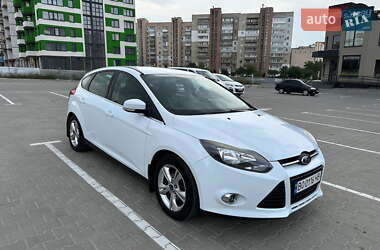 Хэтчбек Ford Focus 2013 в 