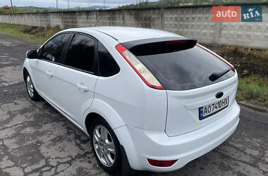 Хэтчбек Ford Focus 2008 в 