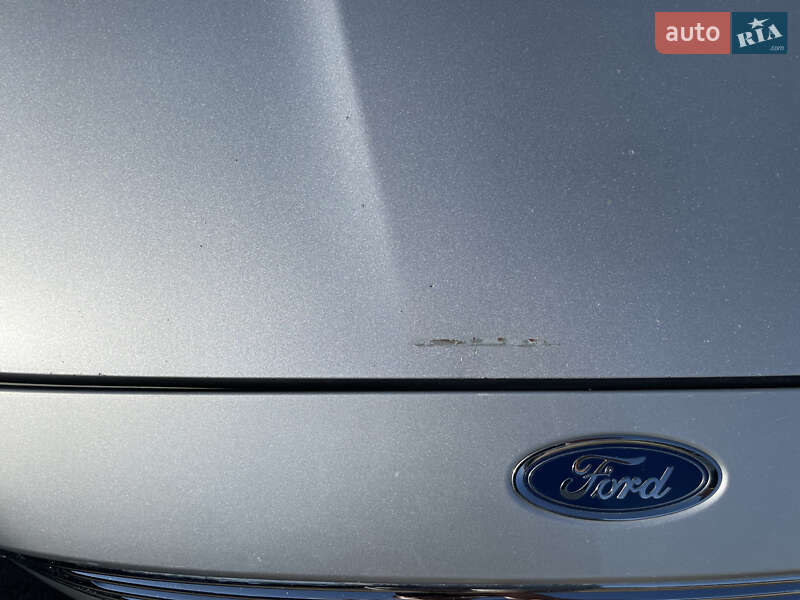 Седан Ford Focus 2015 в Черкасах