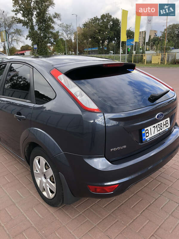 Хэтчбек Ford Focus 2010 в Полтаве фото 4 Хэтчбек Ford Focus 2010 в Полтаве