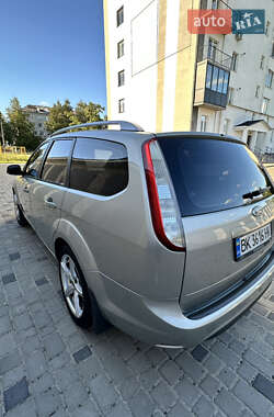 Универсал Ford Focus 2010 в 