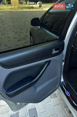 Универсал Ford Focus 2010 в 
