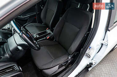 Хетчбек Ford Focus 2016 в 