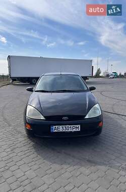 Хетчбек Ford Focus 2000 в Новомосковську