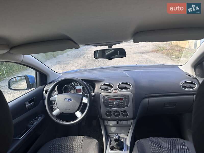 Универсал Ford Focus 2010 в Нетешине