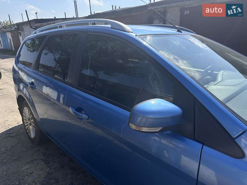 Универсал Ford Focus 2010 в Нетешине