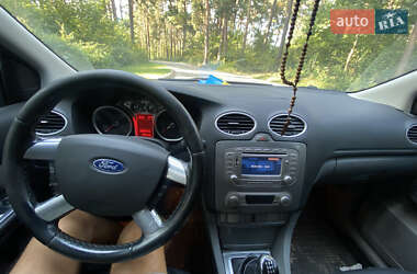 Универсал Ford Focus 2010 в 