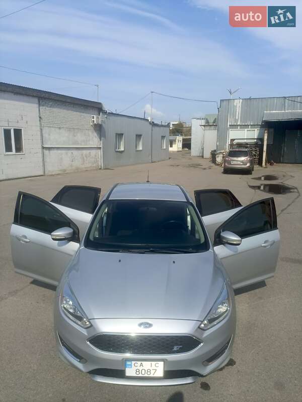 Седан Ford Focus 2015 в Черкассах