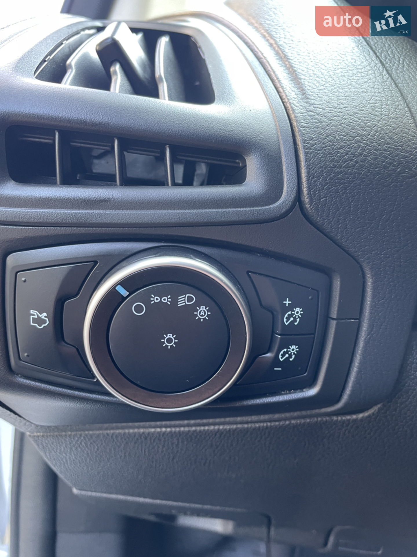 2015 Ford Focus - мініатюра 30