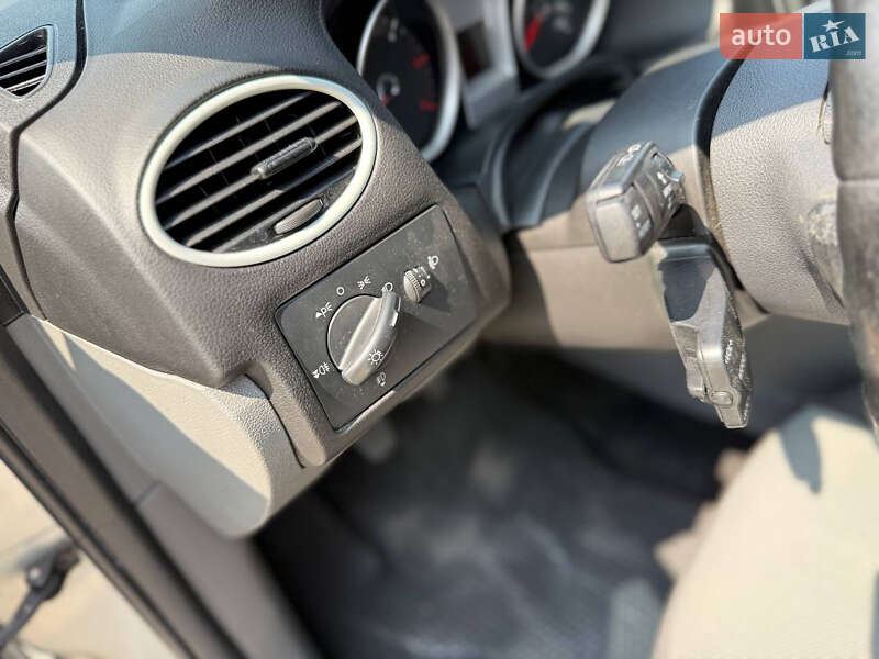 Універсал Ford Focus 2009 в Івано-Франківську фото 18 Універсал Ford Focus 2009 в Івано-Франківську