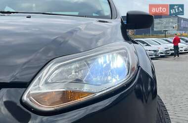 Седан Ford Focus 2013 в 