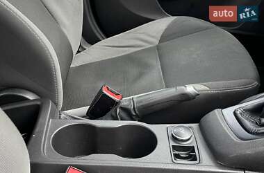 Седан Ford Focus 2013 в 