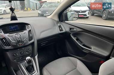 Седан Ford Focus 2013 в 