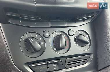 Седан Ford Focus 2013 в 