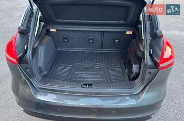 Хэтчбек Ford Focus 2017 в 