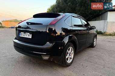 Хэтчбек Ford Focus 2007 в 