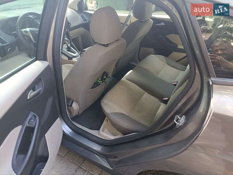 Хэтчбек Ford Focus 2014 в Одессе