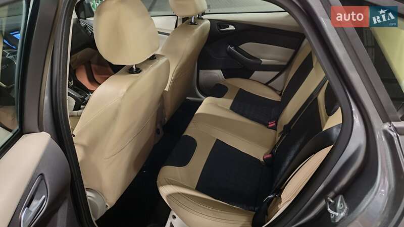 Седан Ford Focus 2012 в Києві