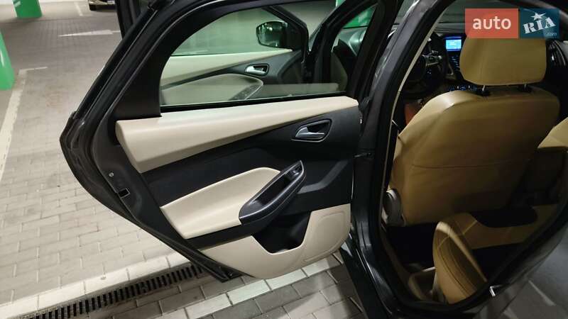 Седан Ford Focus 2012 в Києві