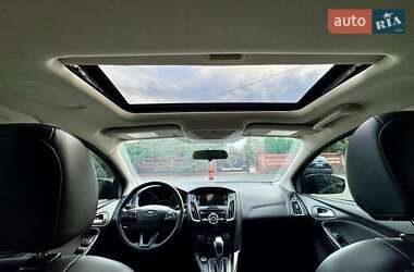 Хэтчбек Ford Focus 2017 в 