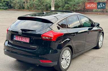 Хэтчбек Ford Focus 2017 в 