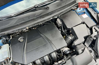 Хетчбек Ford Focus 2010 в 