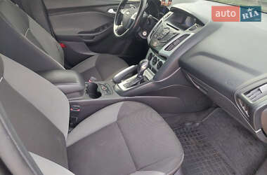 Седан Ford Focus 2013 в 