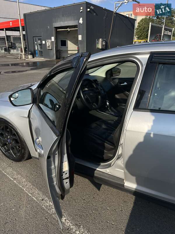 Хэтчбек Ford Focus 2016 в Львове фото 36 Хэтчбек Ford Focus 2016 в Львове